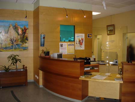 banque accueil bois, stratifié ceintrée