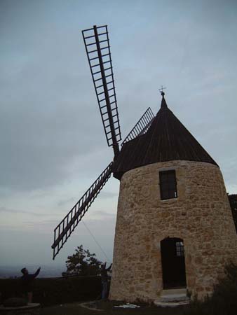 Fabrication pose ailes de moulin